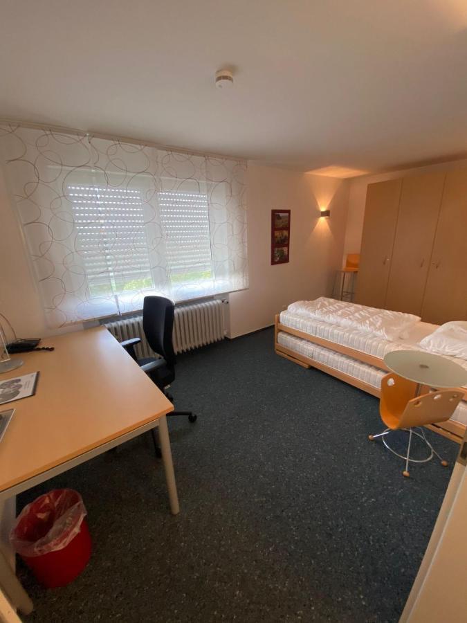 Awm Korntal Lejlighedshotel Eksteriør billede
